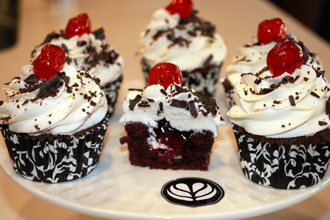 6 Black Forest Gateau Cupcakes