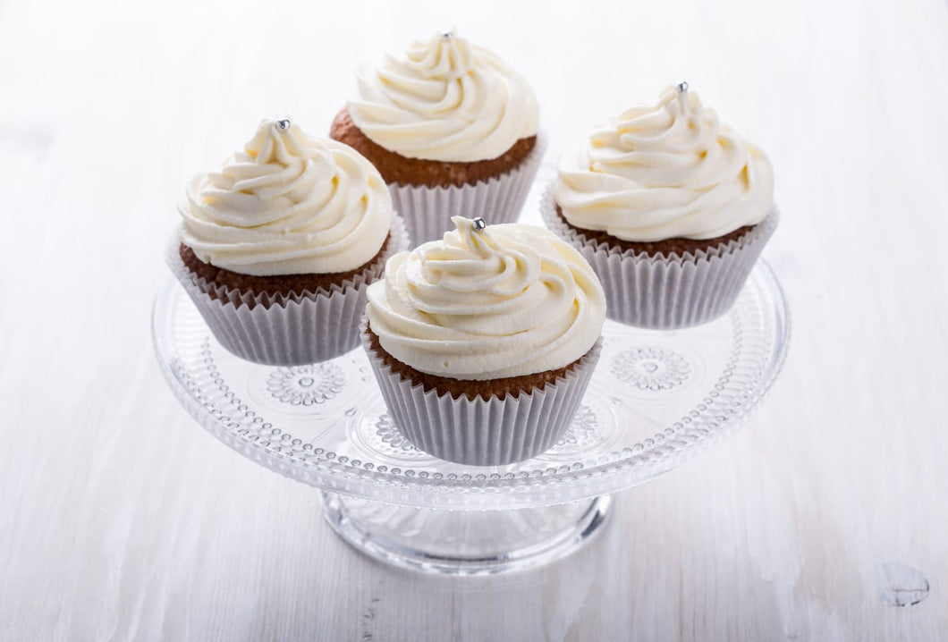6 Vanilla Cupcakes